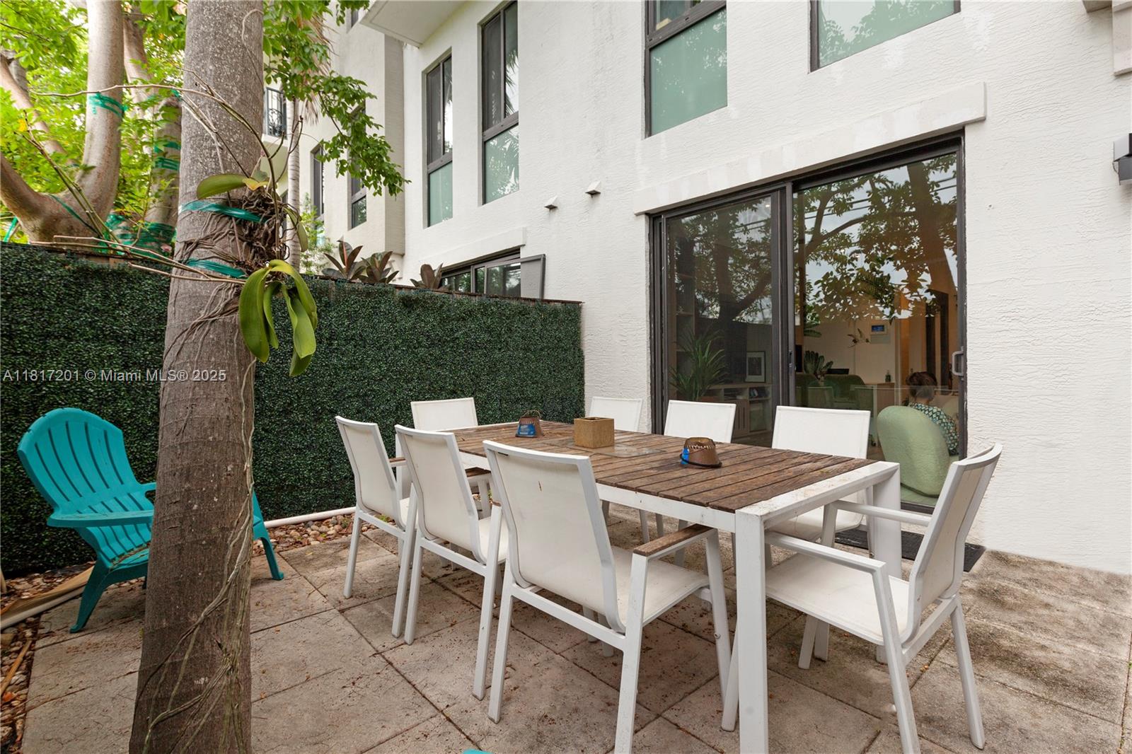 1160 98th St #1160 Bay Harbor Islands, FL 33154