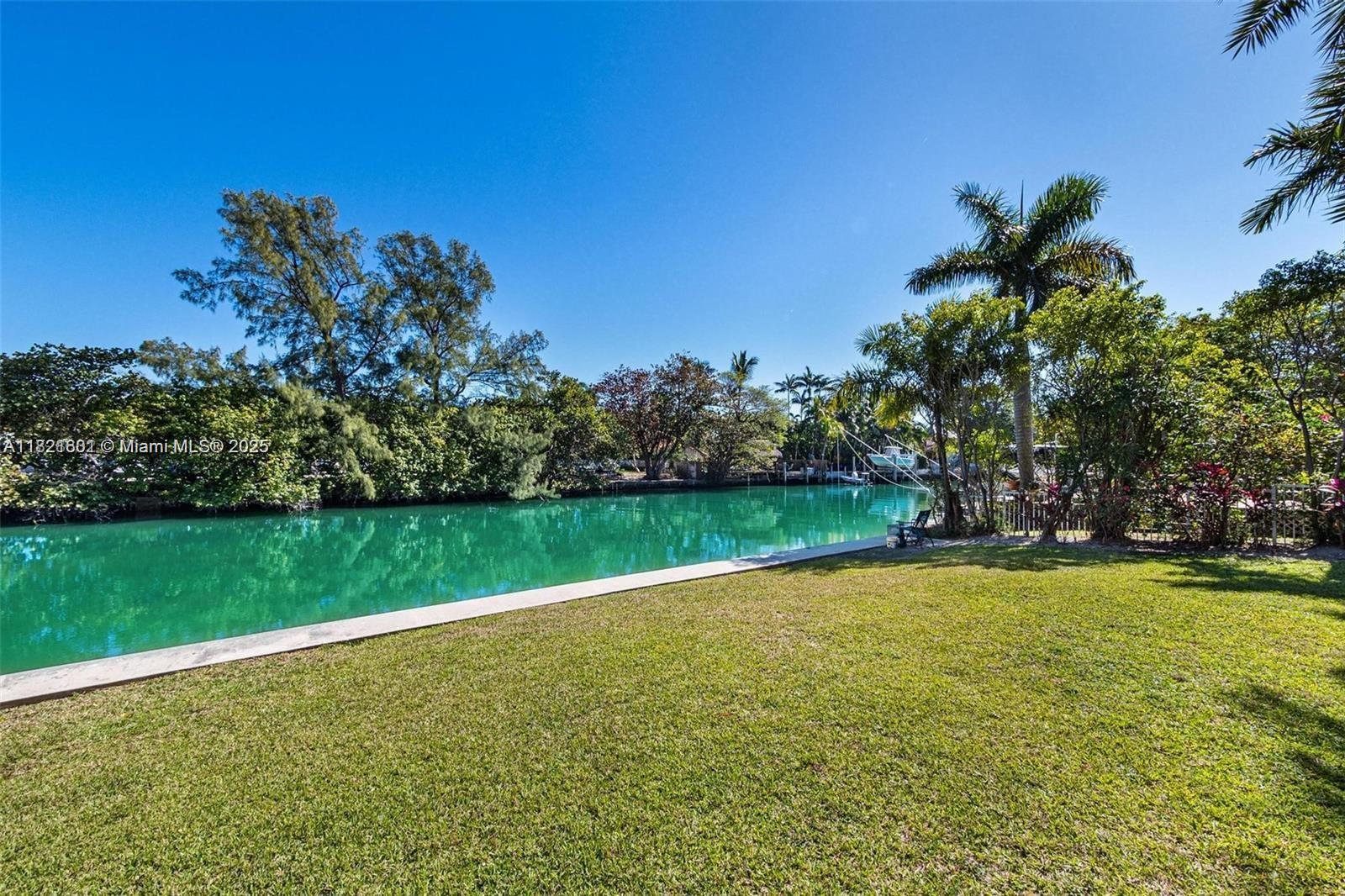 4015 N Meridian Ave #6 Miami Beach, FL 33140