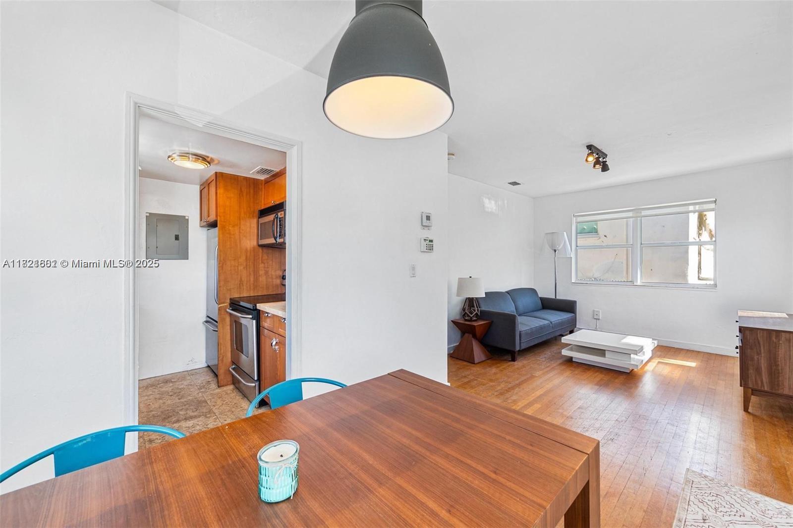 4015 N Meridian Ave #6,Miami Beach, FL 33140
