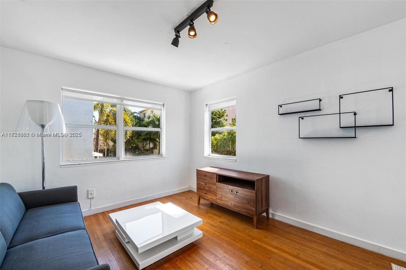 4015 N Meridian Ave #6 Miami Beach, FL 33140