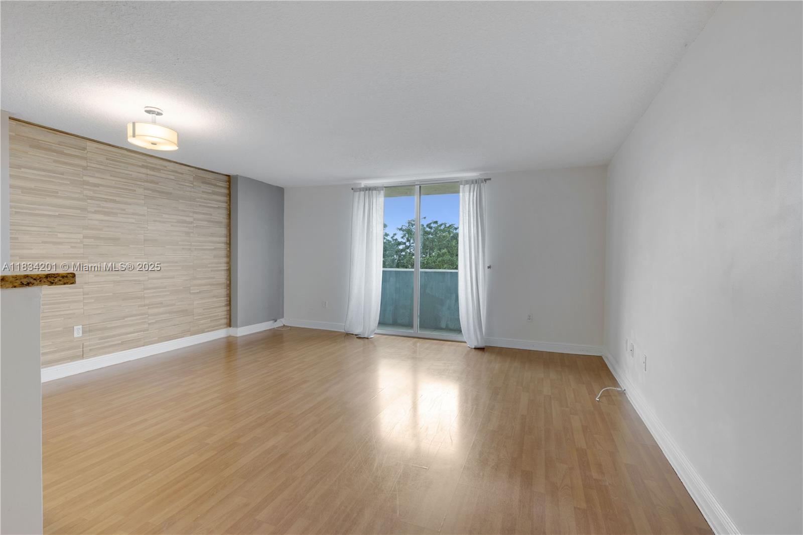 3000 Coral Way #513