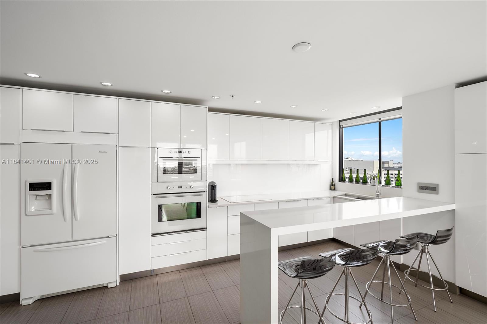 image The Waverly16
