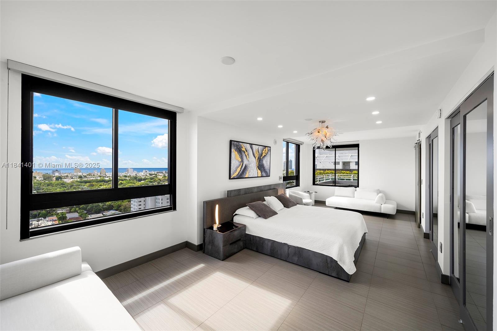 image The Waverly34