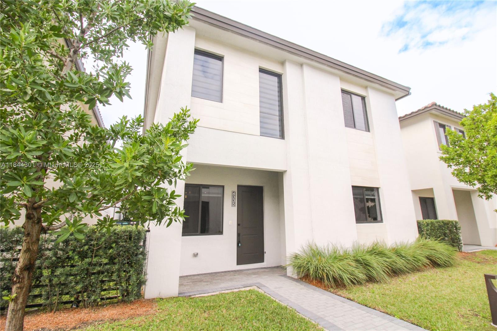 4335 NW 81st Ave