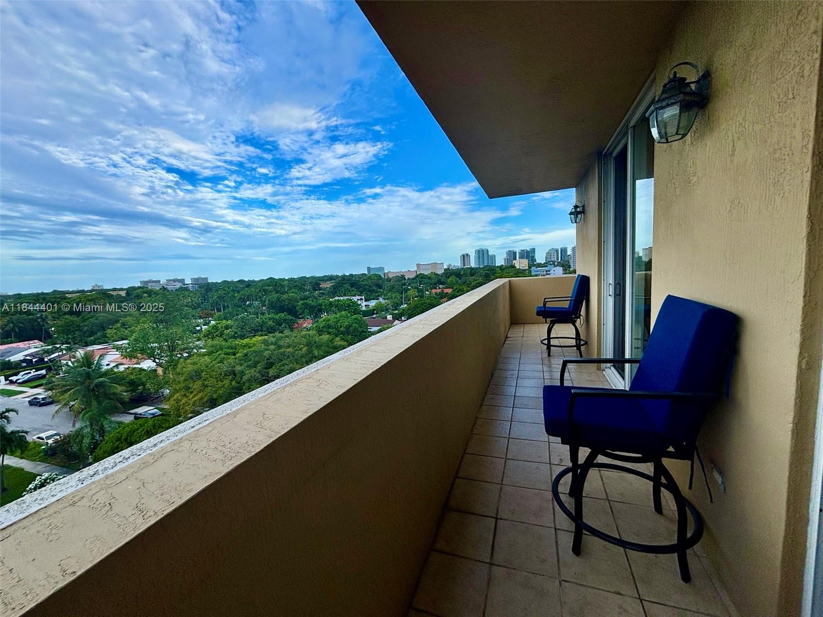 2425 SW 27th Ave #701