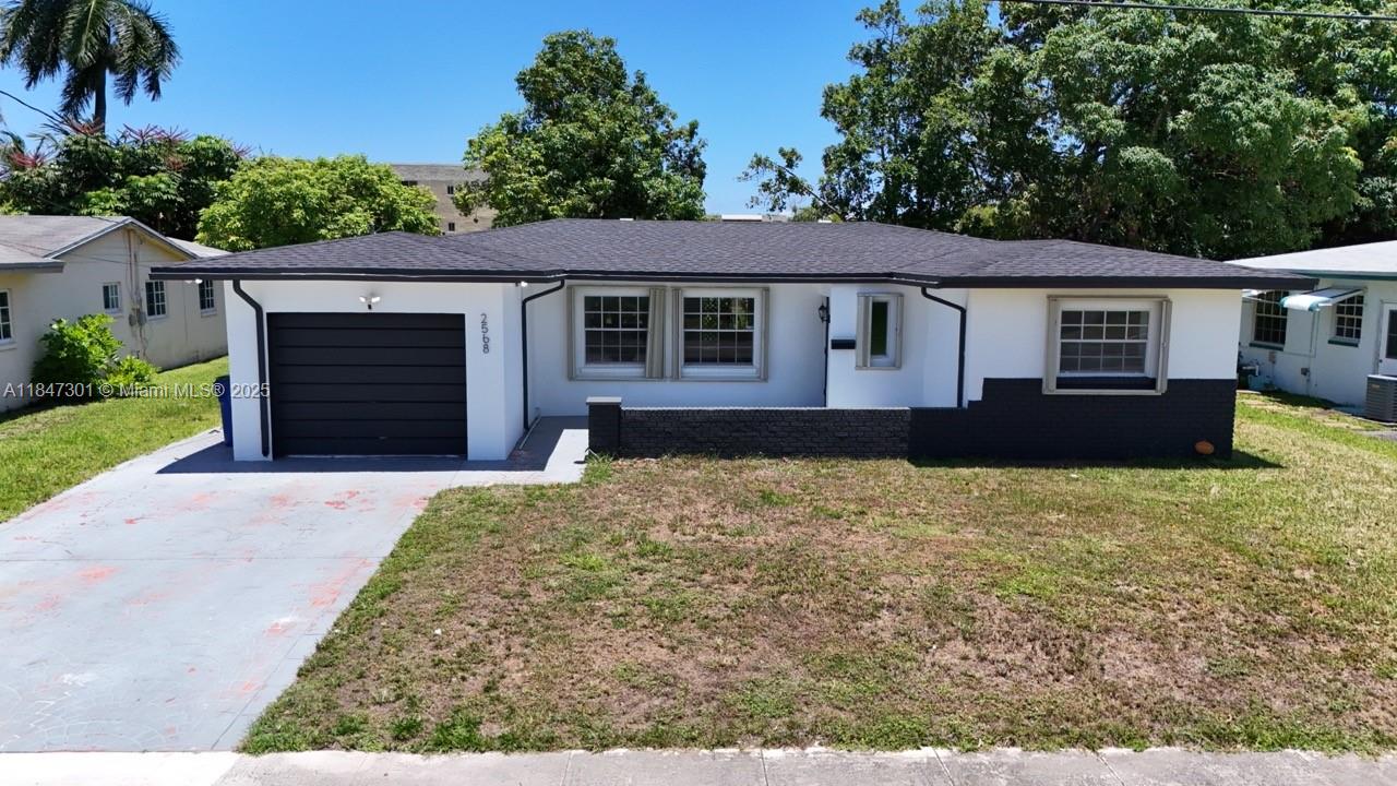 2568 NW 34th Ter