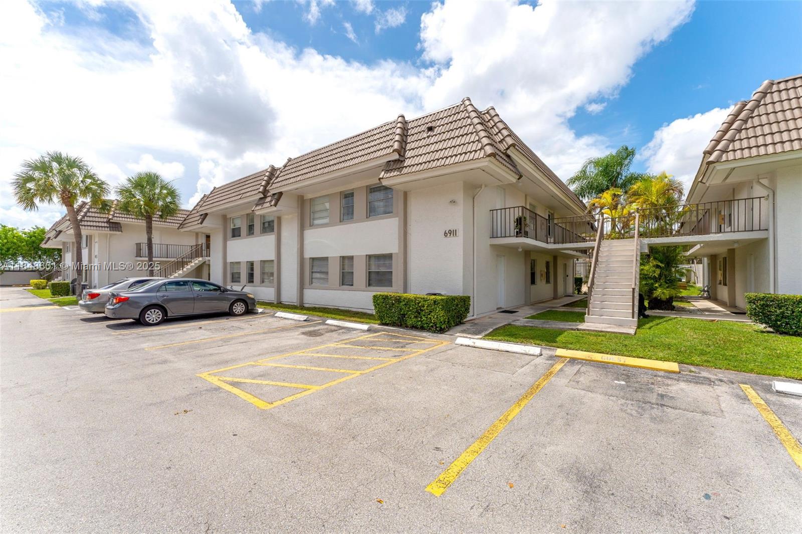 6911 SW 129th Ave #2