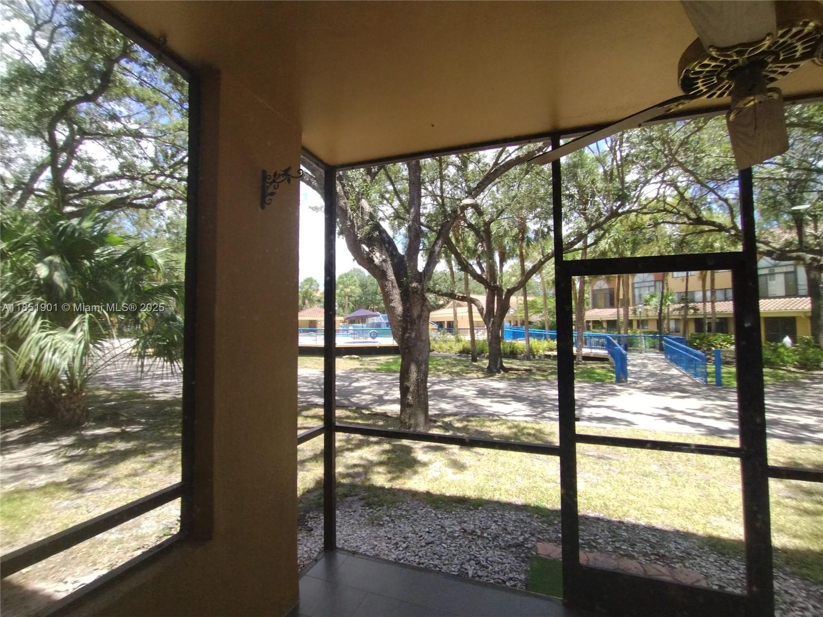 15509 N Miami Lakeway N #102