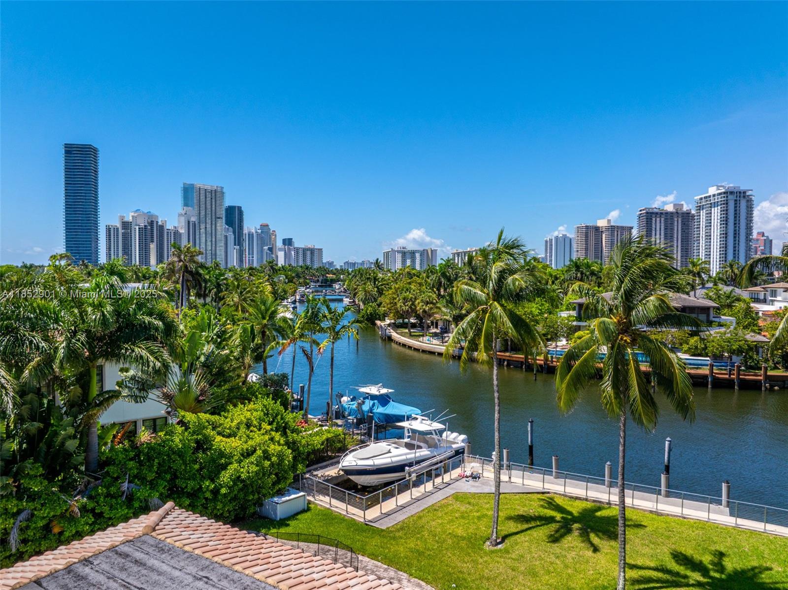 268 S Parkway Golden Beach, FL 33160