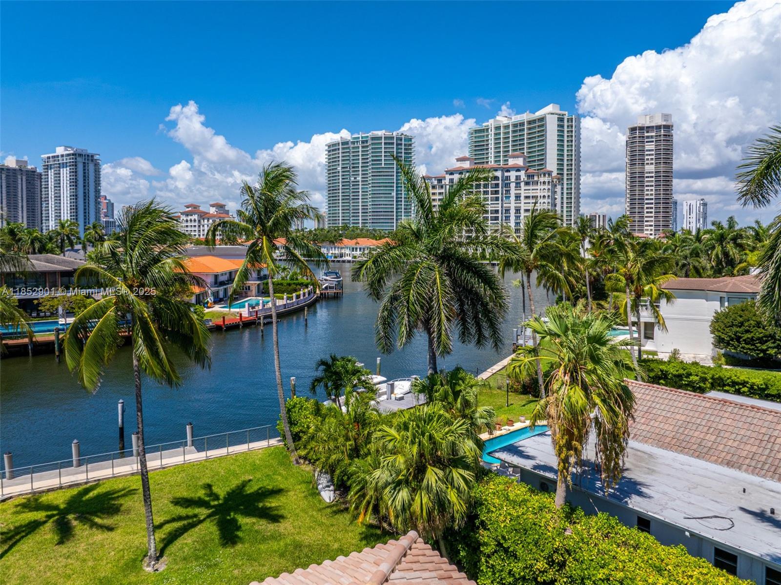 268 S Parkway Golden Beach, FL 33160