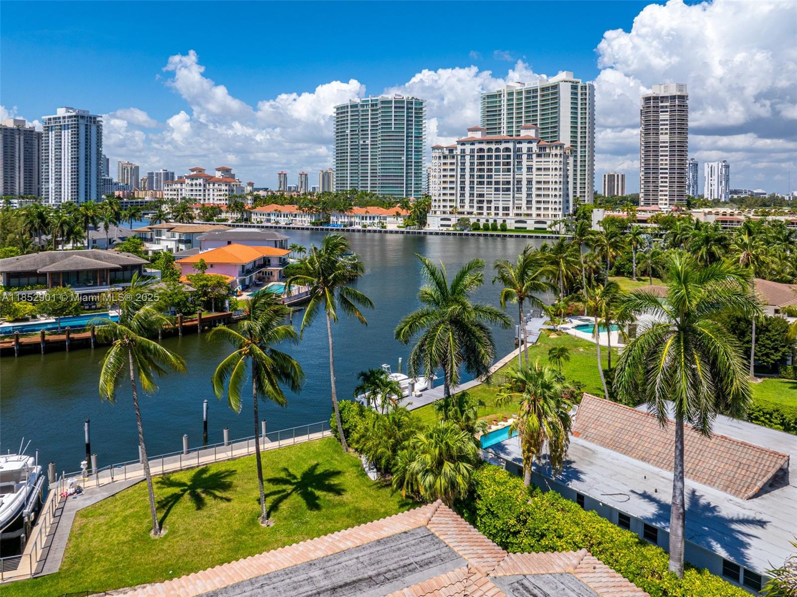 268 S Parkway Golden Beach, FL 33160