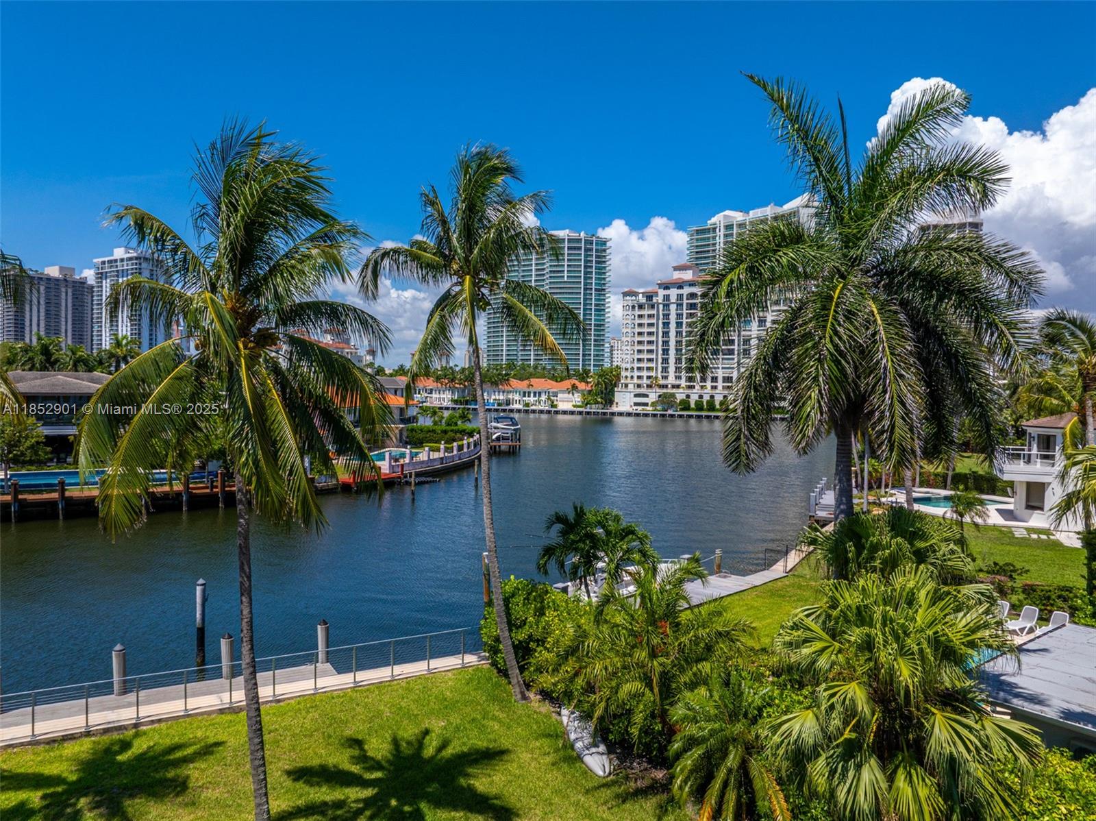 268 S Parkway Golden Beach, FL 33160