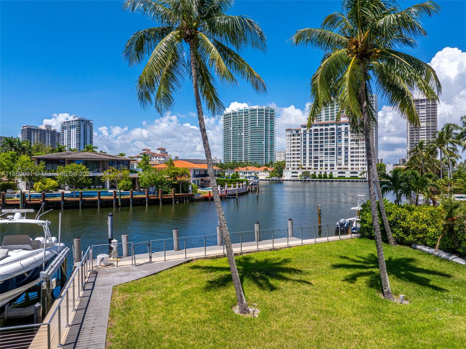 268 S Parkway Golden Beach, FL 33160