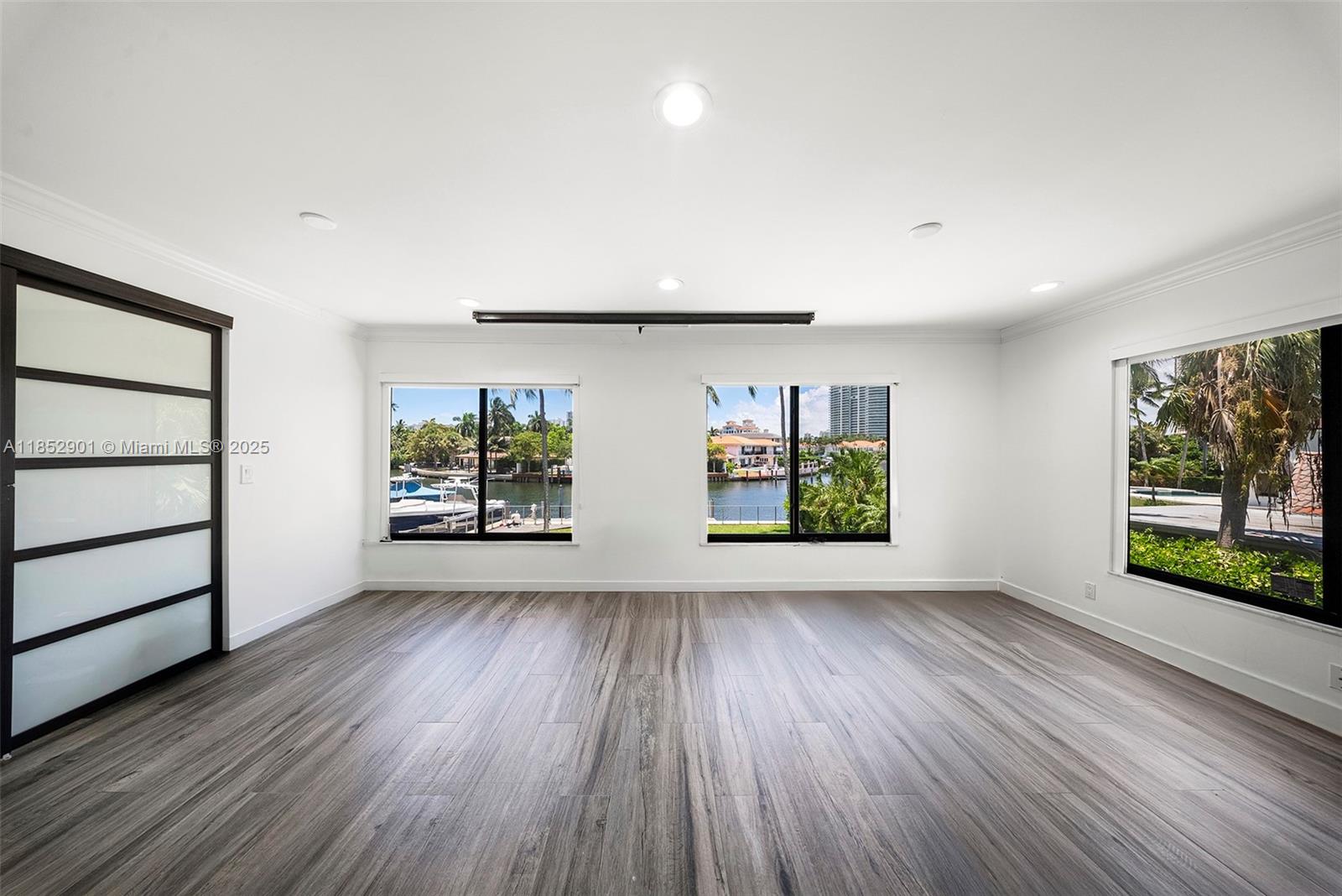 268 S Parkway Golden Beach, FL 33160