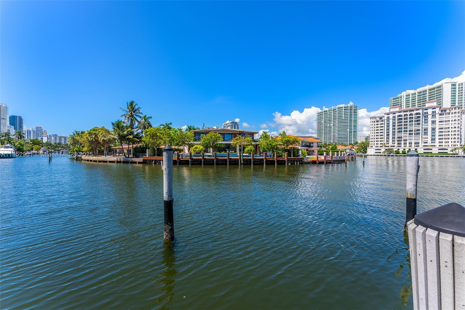 268 S Parkway Golden Beach, FL 33160