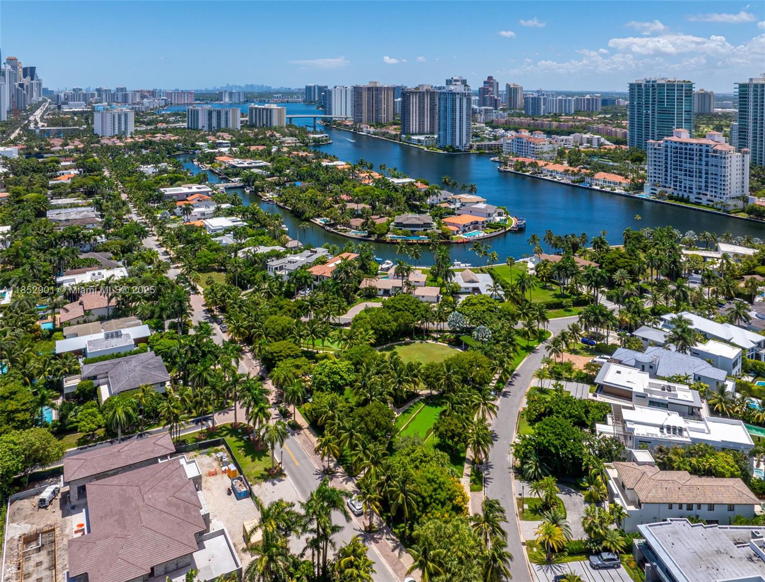 268 S Parkway Golden Beach, FL 33160