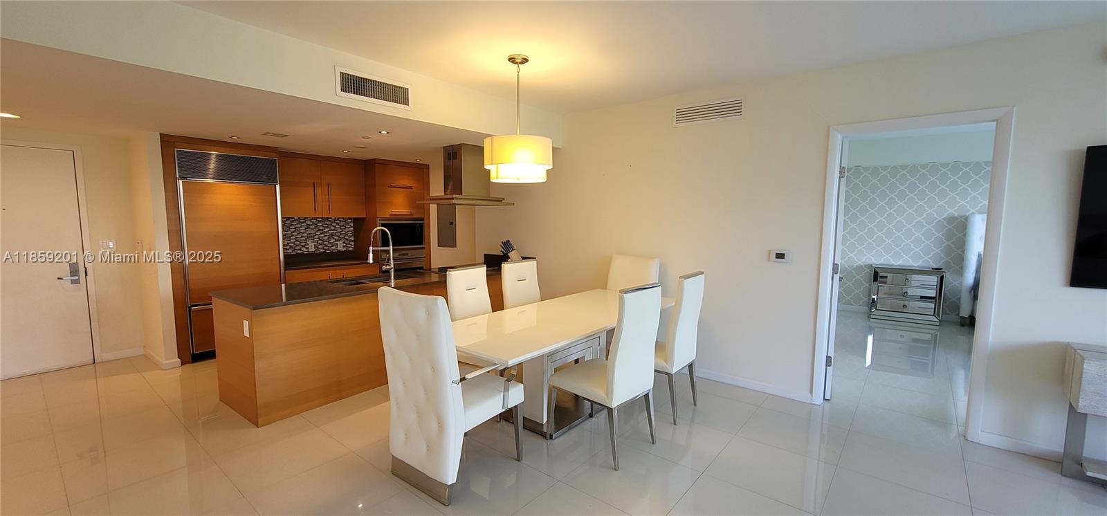 image Icon Brickell No Two11
