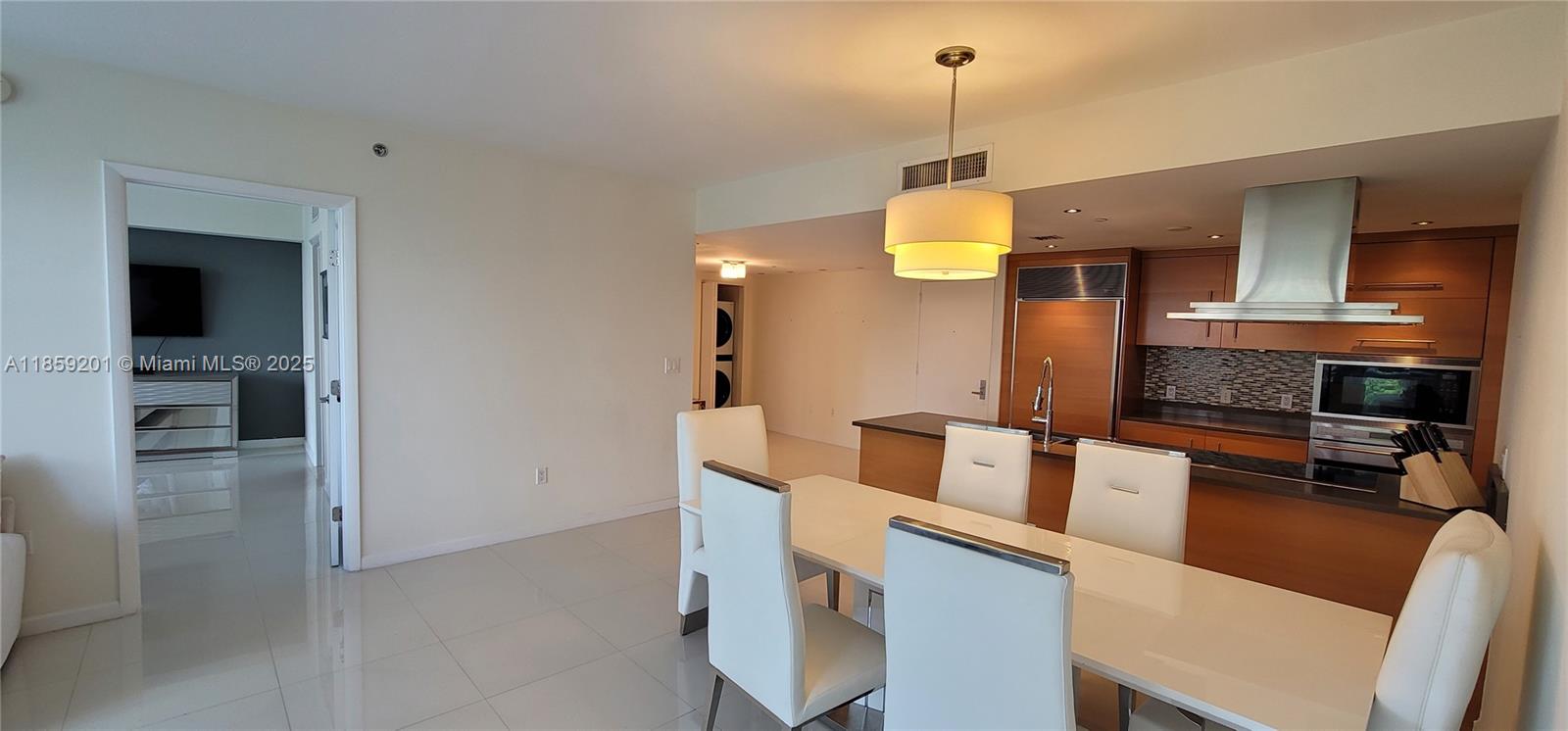 image Icon Brickell No Two28
