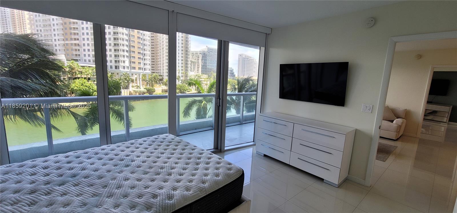 image Icon Brickell No Two30