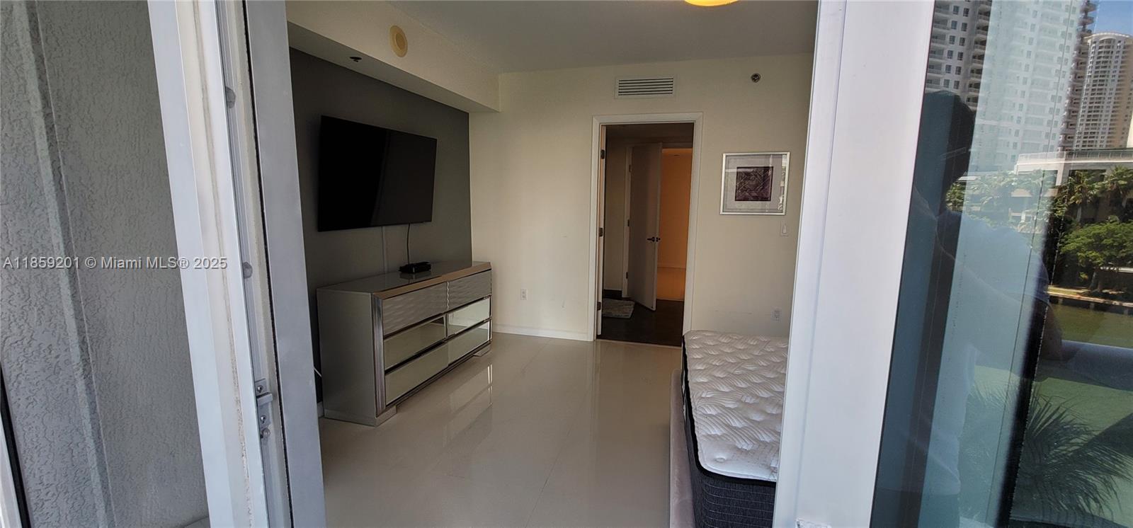image Icon Brickell No Two37