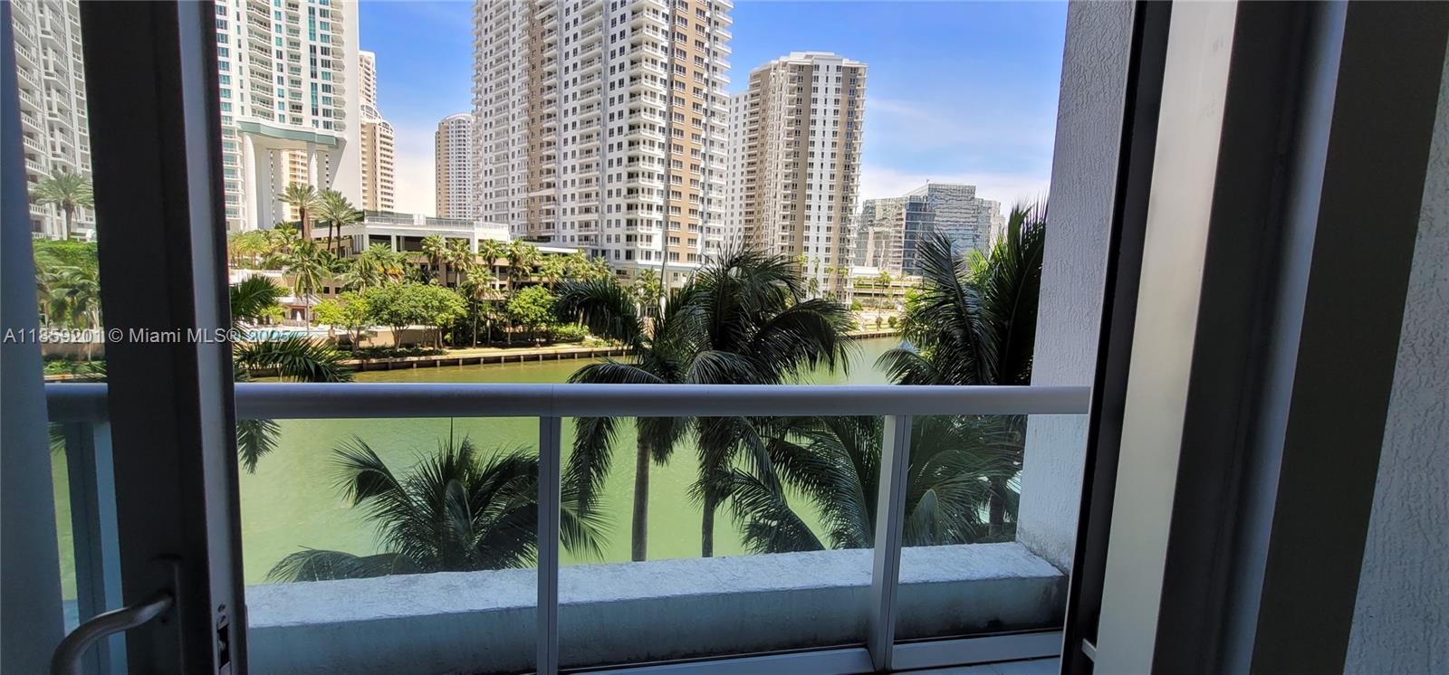 image Icon Brickell No Two38