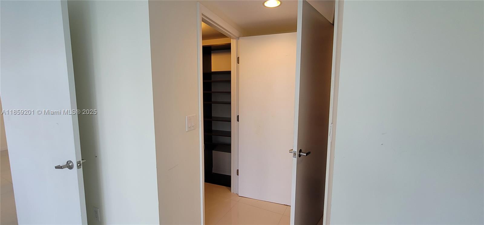 image Icon Brickell No Two39