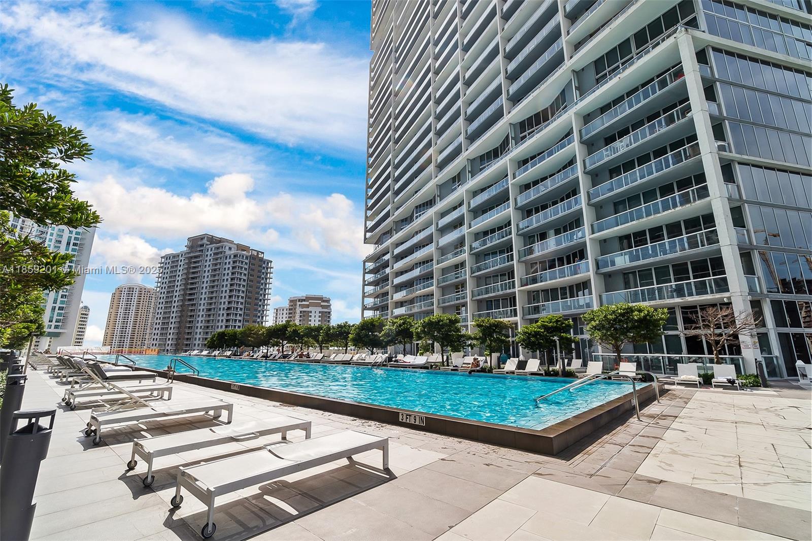 image Icon Brickell No Two65