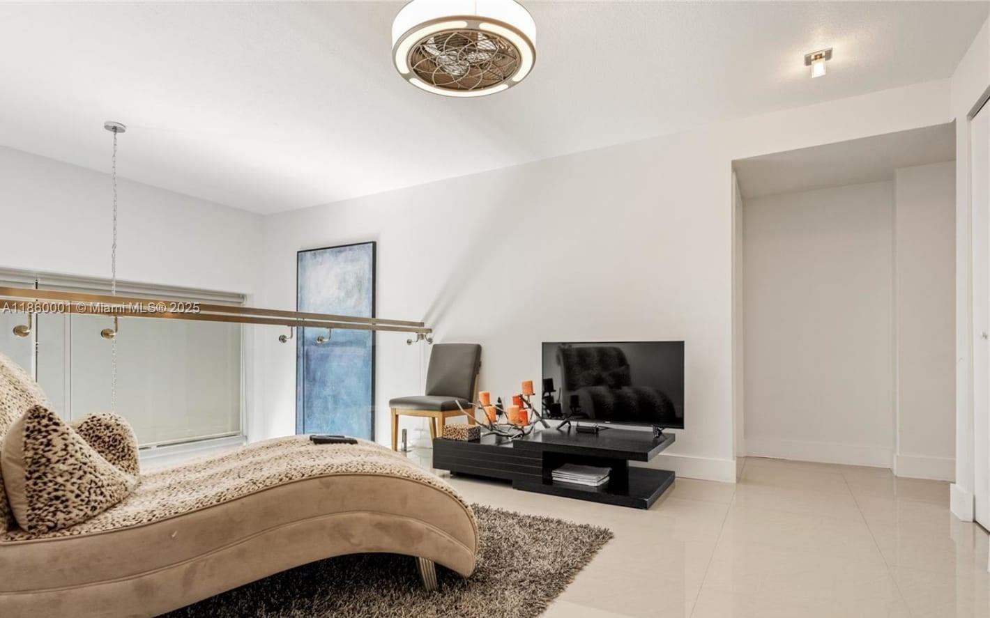 image Brickell East Condo13