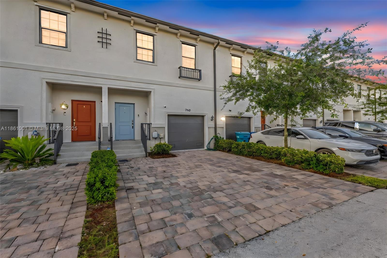 730 SW 12th St
