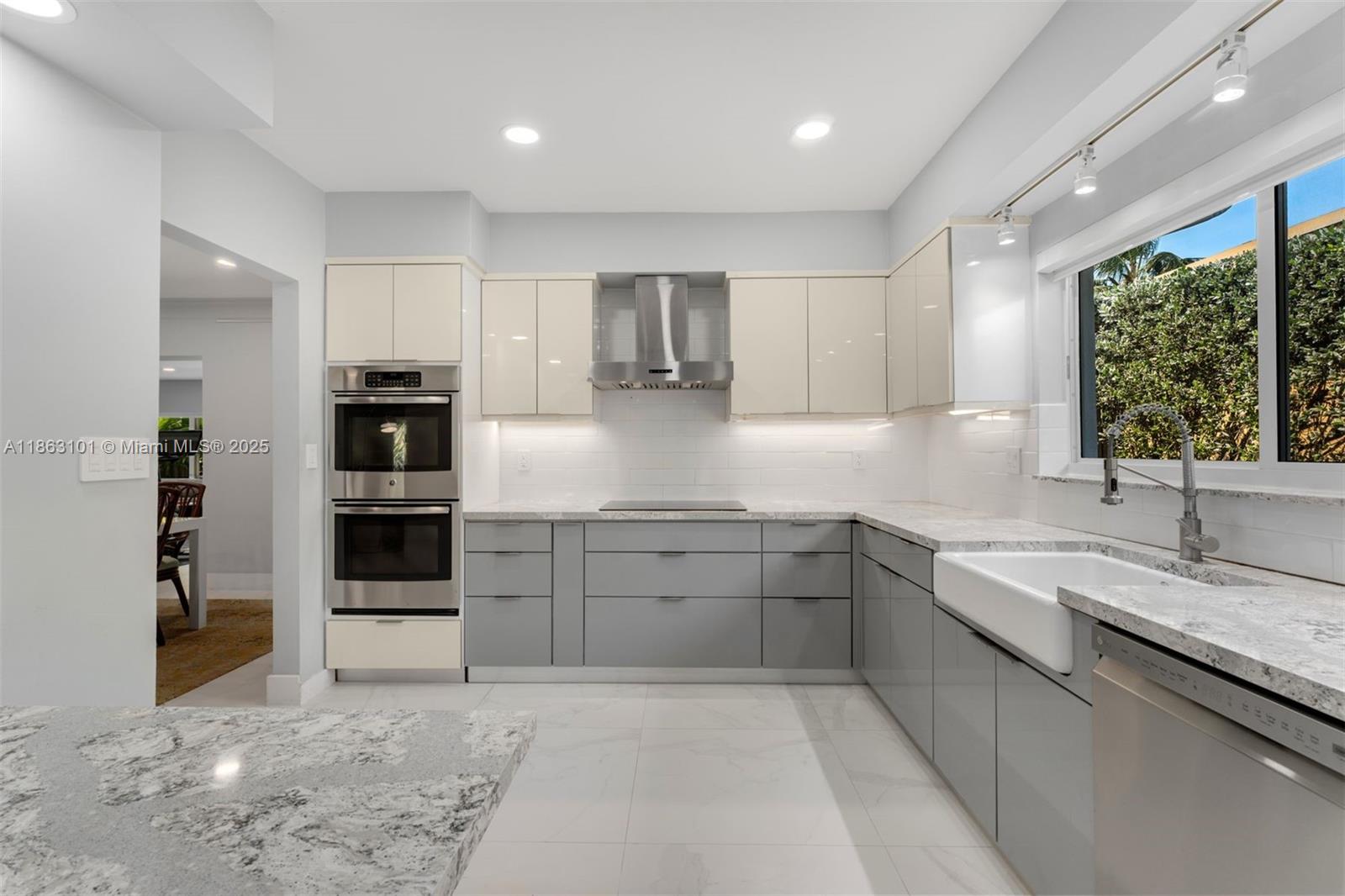 1410 Cleveland Rd Miami Beach, FL 33141