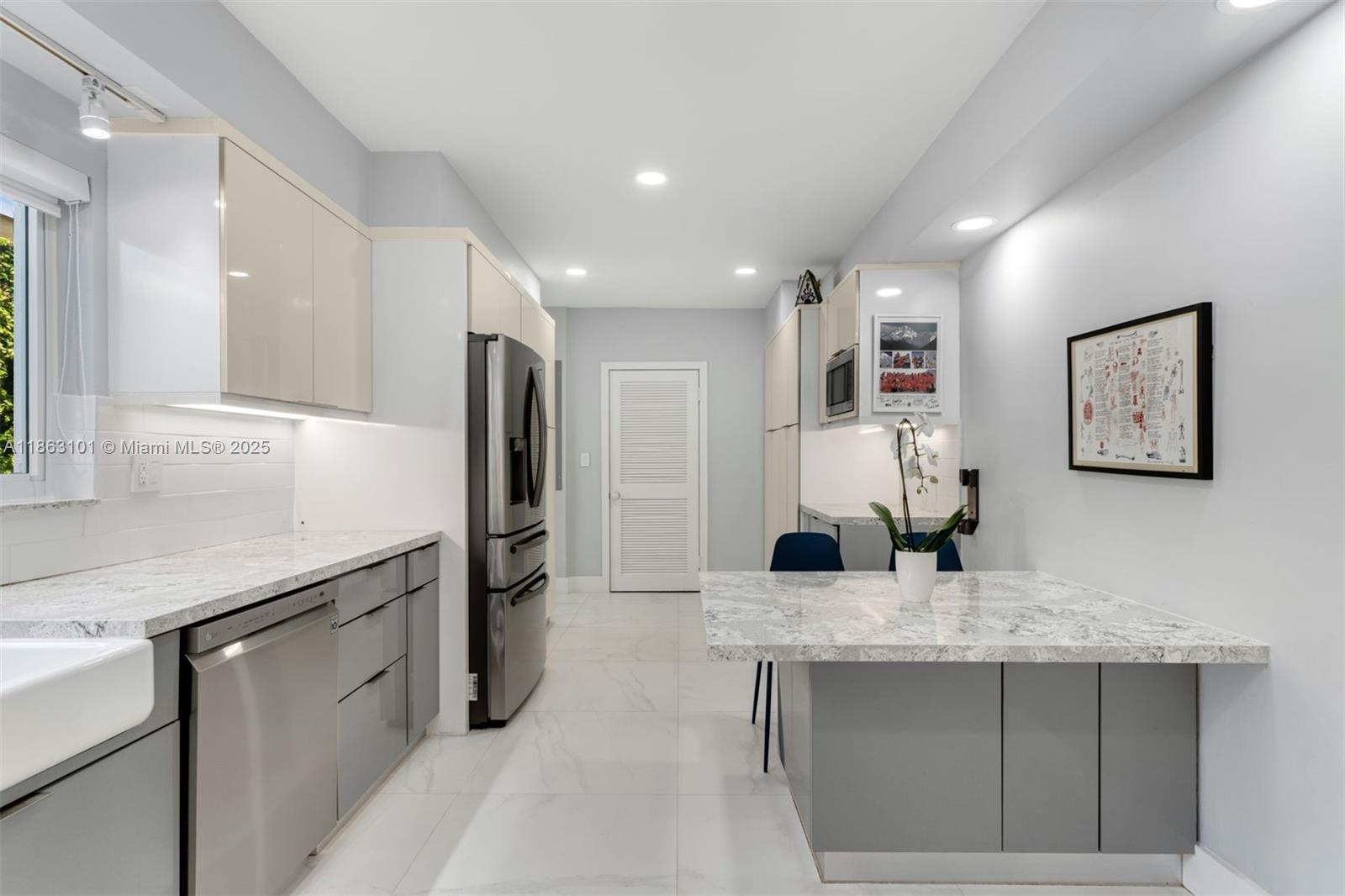 1410 Cleveland Rd Miami Beach, FL 33141