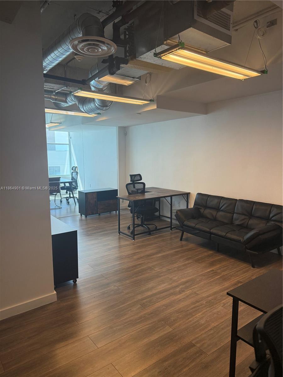 14 NE 1st Ave #1100R Miami, FL 33132