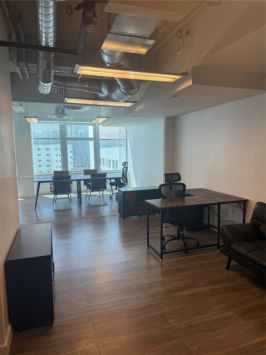 14 NE 1st Ave #1100R Miami, FL 33132