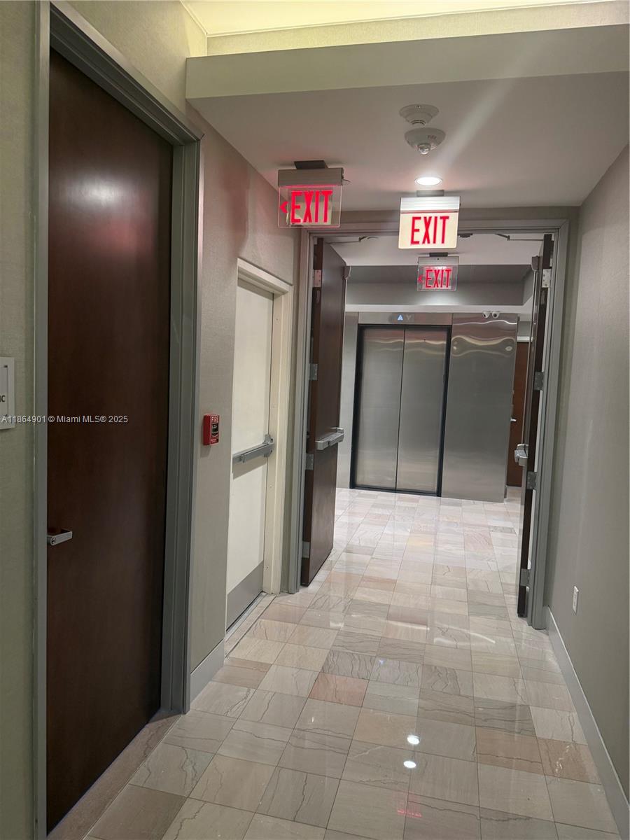 14 NE 1st Ave #1100R Miami, FL 33132