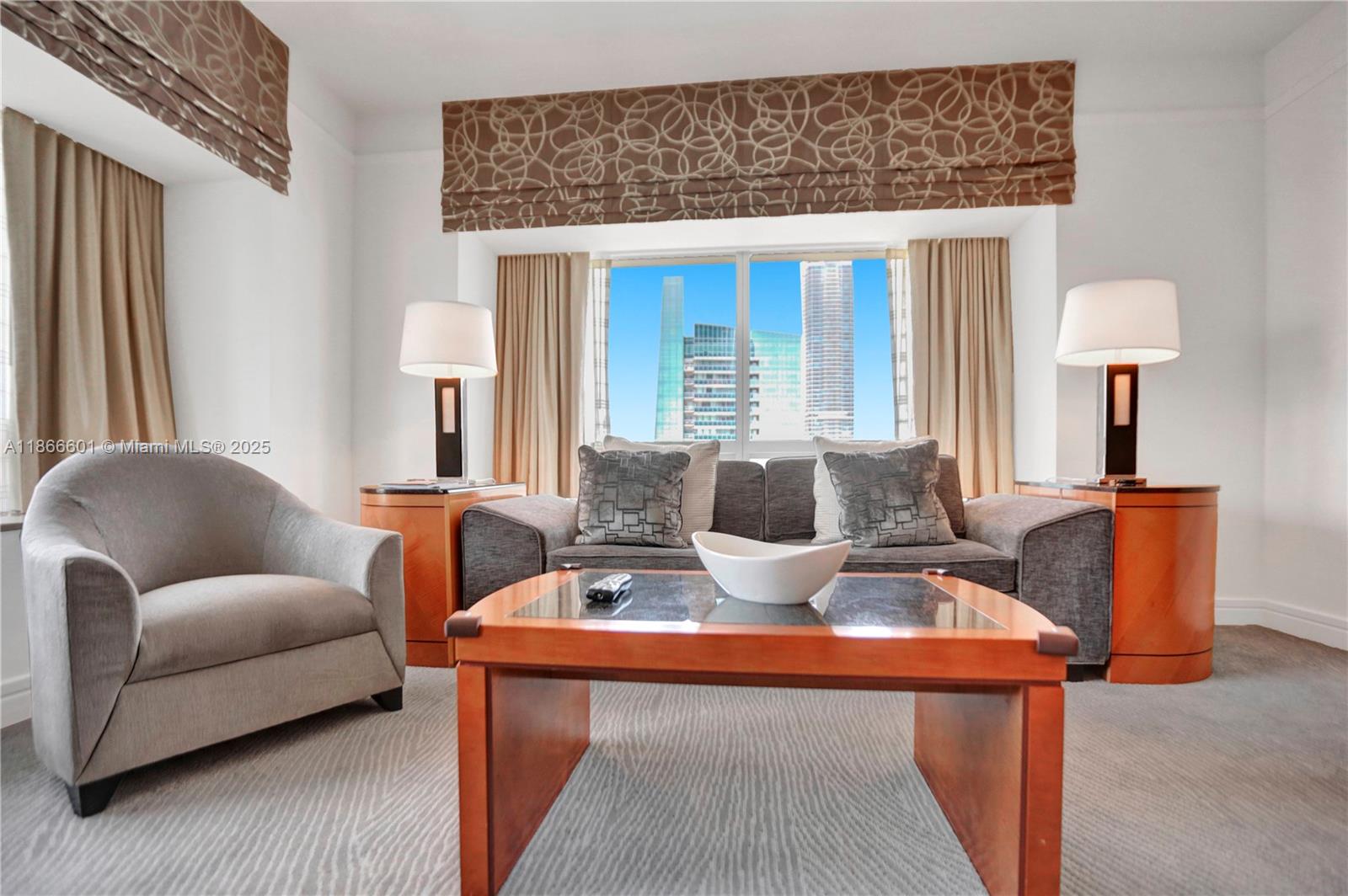 1435 Brickell Ave #3212 Miami, FL 33131