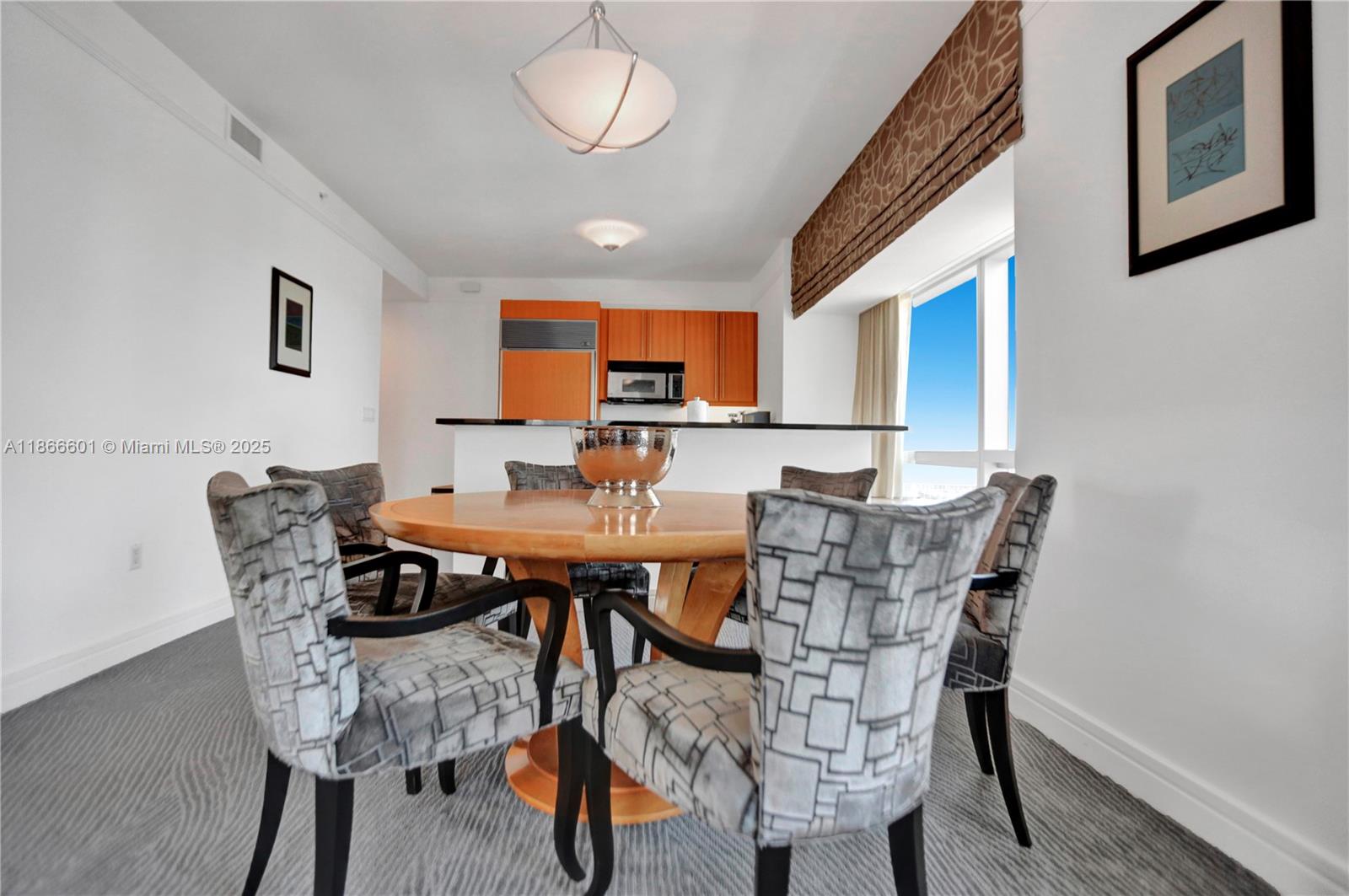 1435 Brickell Ave #3212 Miami, FL 33131