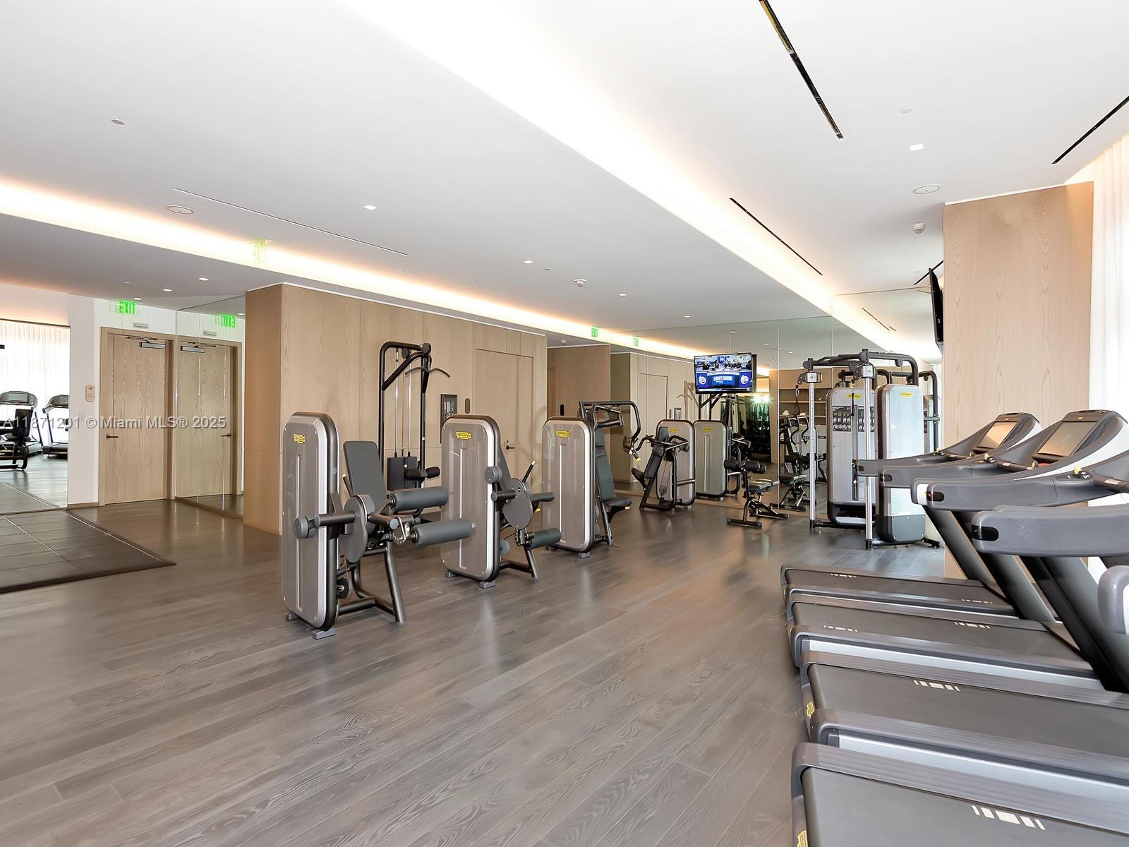 image Sls Lux Residences37