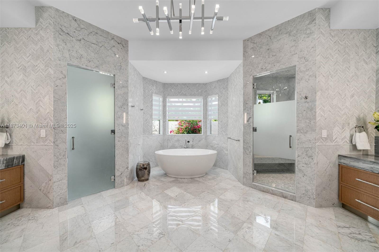 6080 SW 104th St Pinecrest, FL 33156 6080 SW 104th St Pinecrest, FL 33156