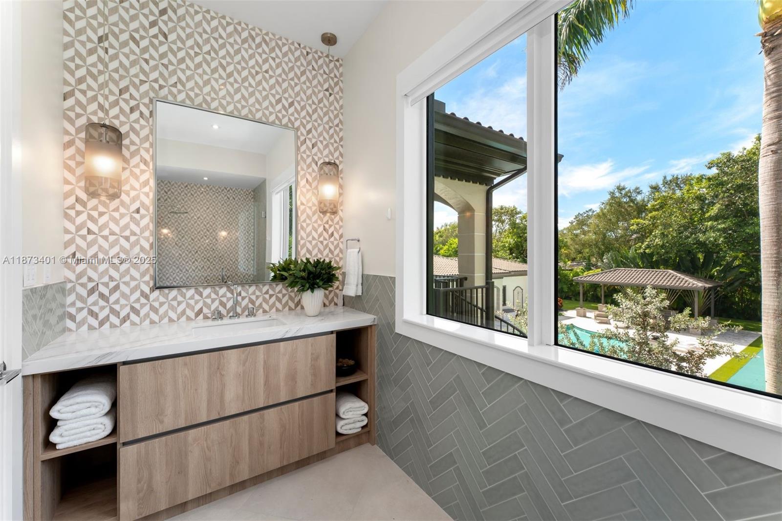 6080 SW 104th St Pinecrest, FL 33156 6080 SW 104th St Pinecrest, FL 33156