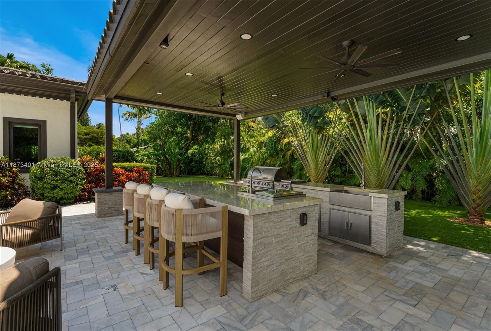 6080 SW 104th St Pinecrest, FL 33156 6080 SW 104th St Pinecrest, FL 33156
