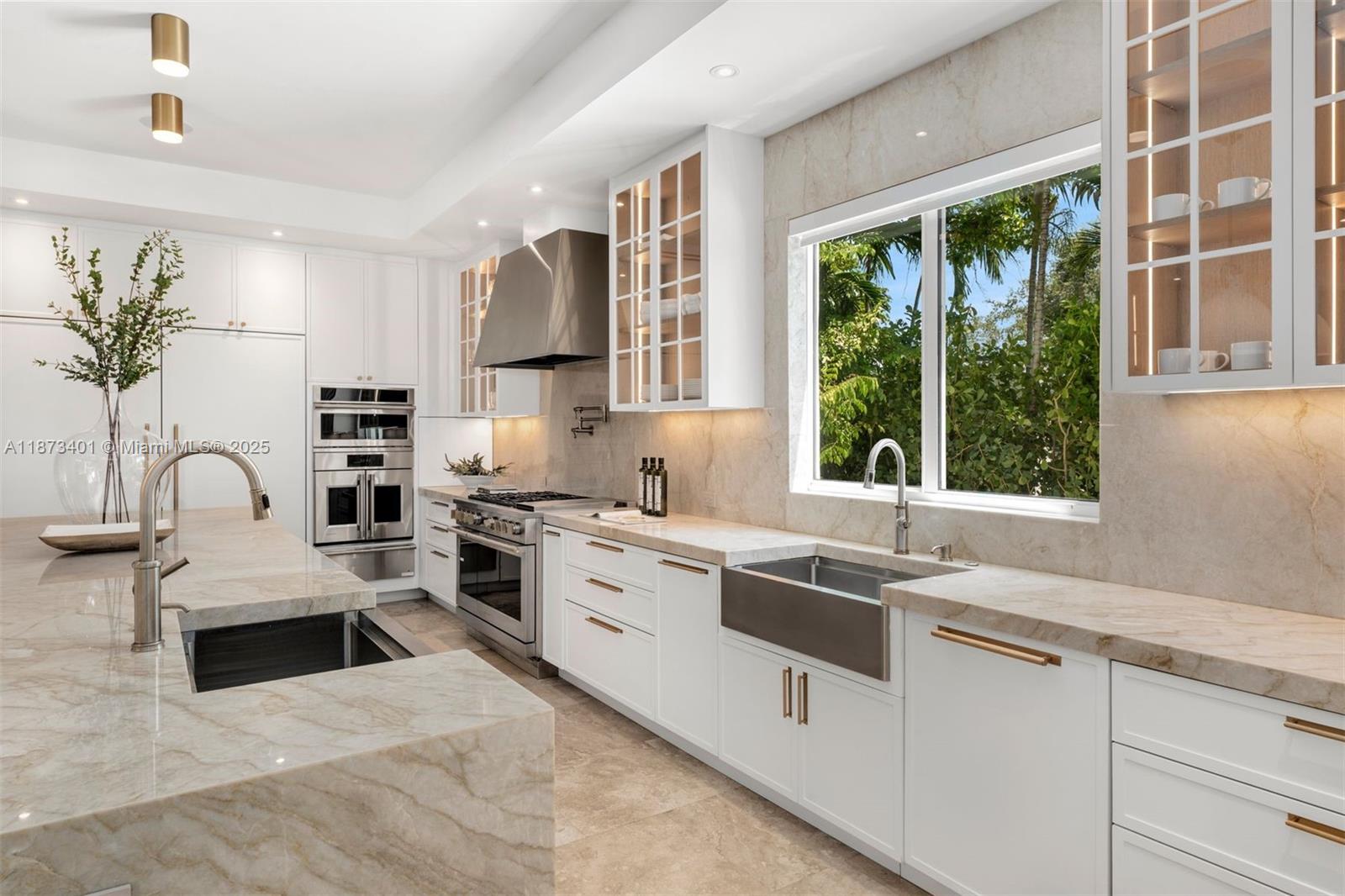 6080 SW 104th St Pinecrest, FL 33156 6080 SW 104th St Pinecrest, FL 33156