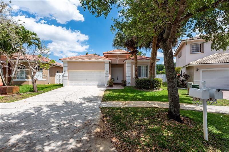 3167 SW 140th Ave