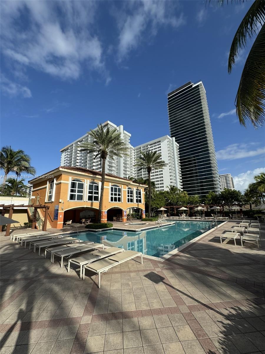 image 20080 Ocean Drive49