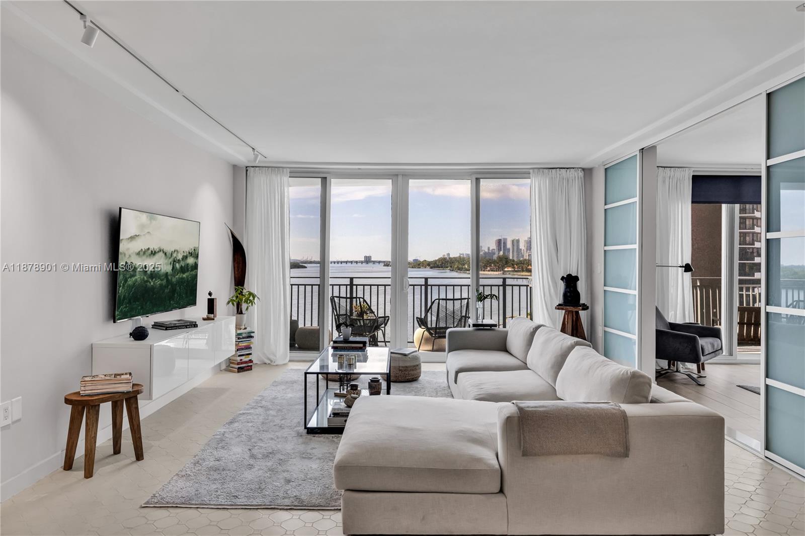 770 NE 69th St #6H Miami, FL 33138