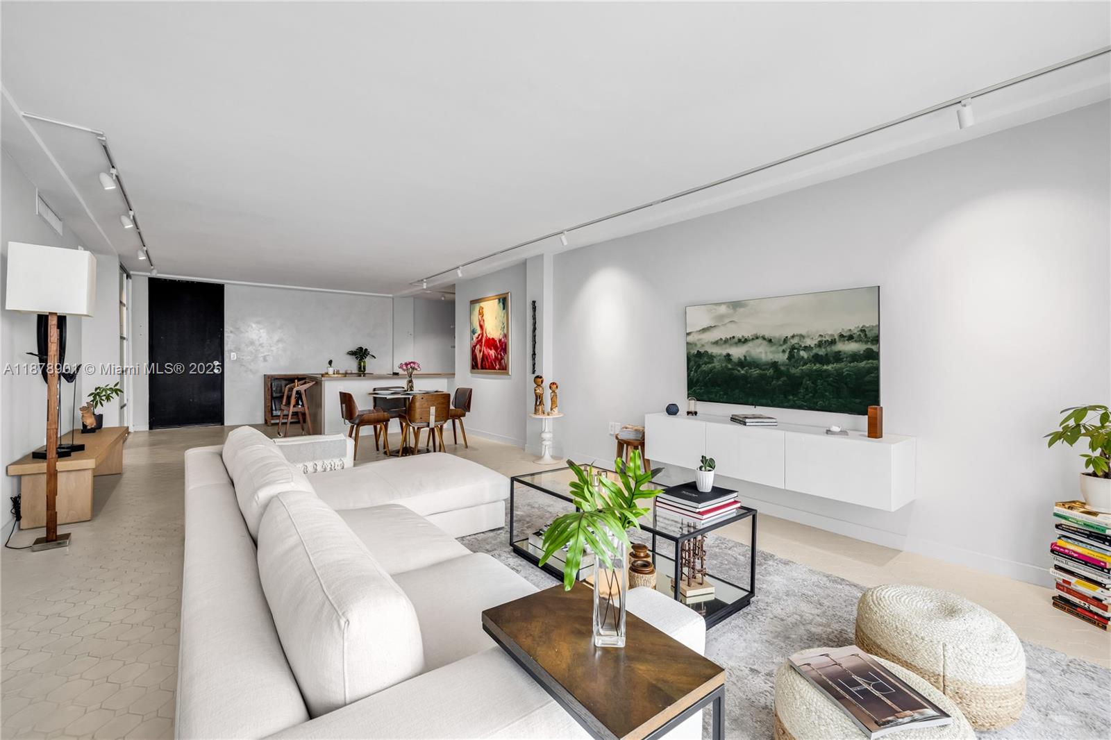 770 NE 69th St #6H Miami, FL 33138