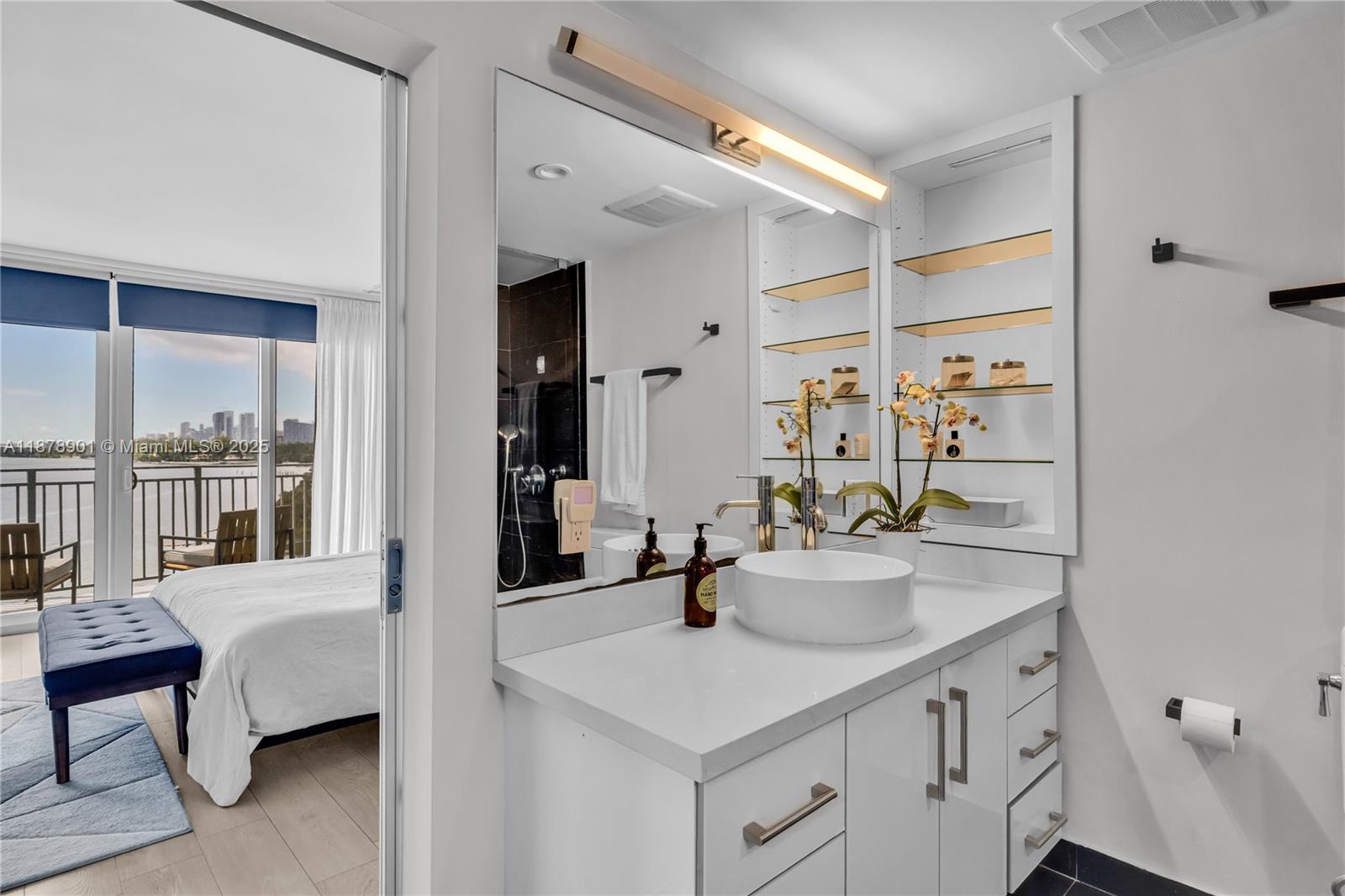 770 NE 69th St #6H Miami, FL 33138