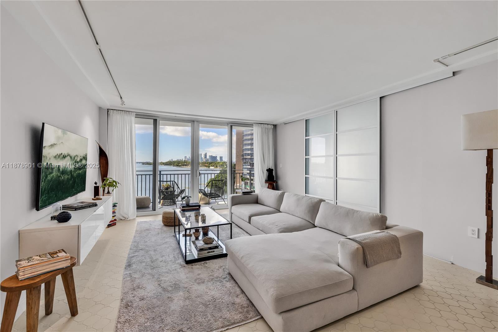 770 NE 69th St #6H Miami, FL 33138