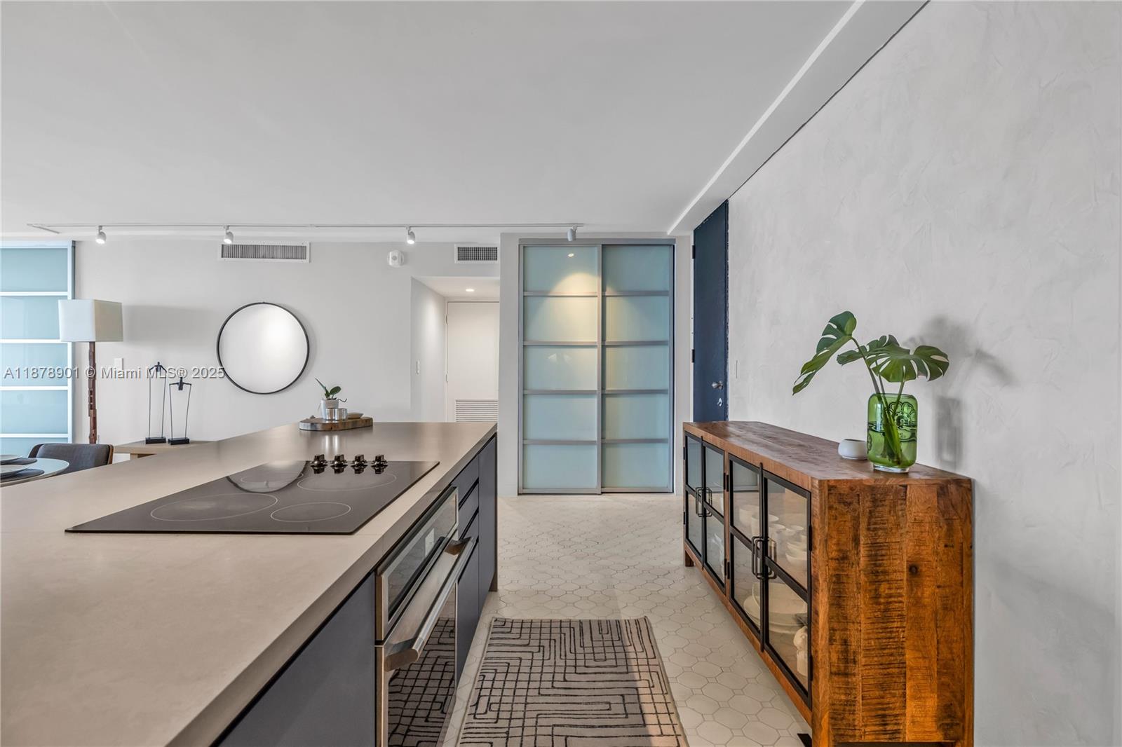 770 NE 69th St #6H Miami, FL 33138