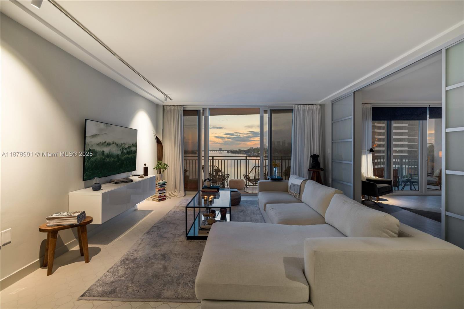 770 NE 69th St #6H Miami, FL 33138