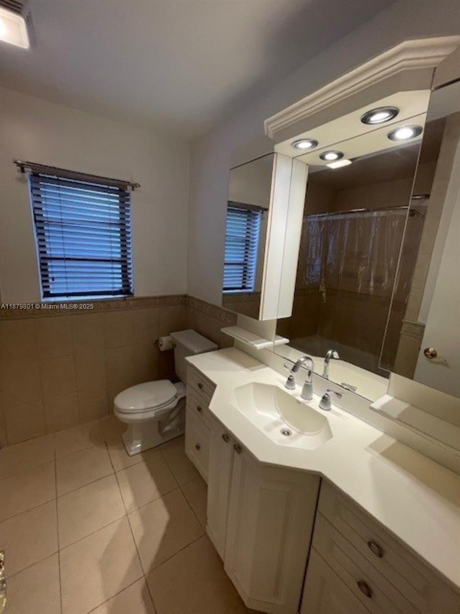 5780 SW 59th Pl South Miami, FL 33143